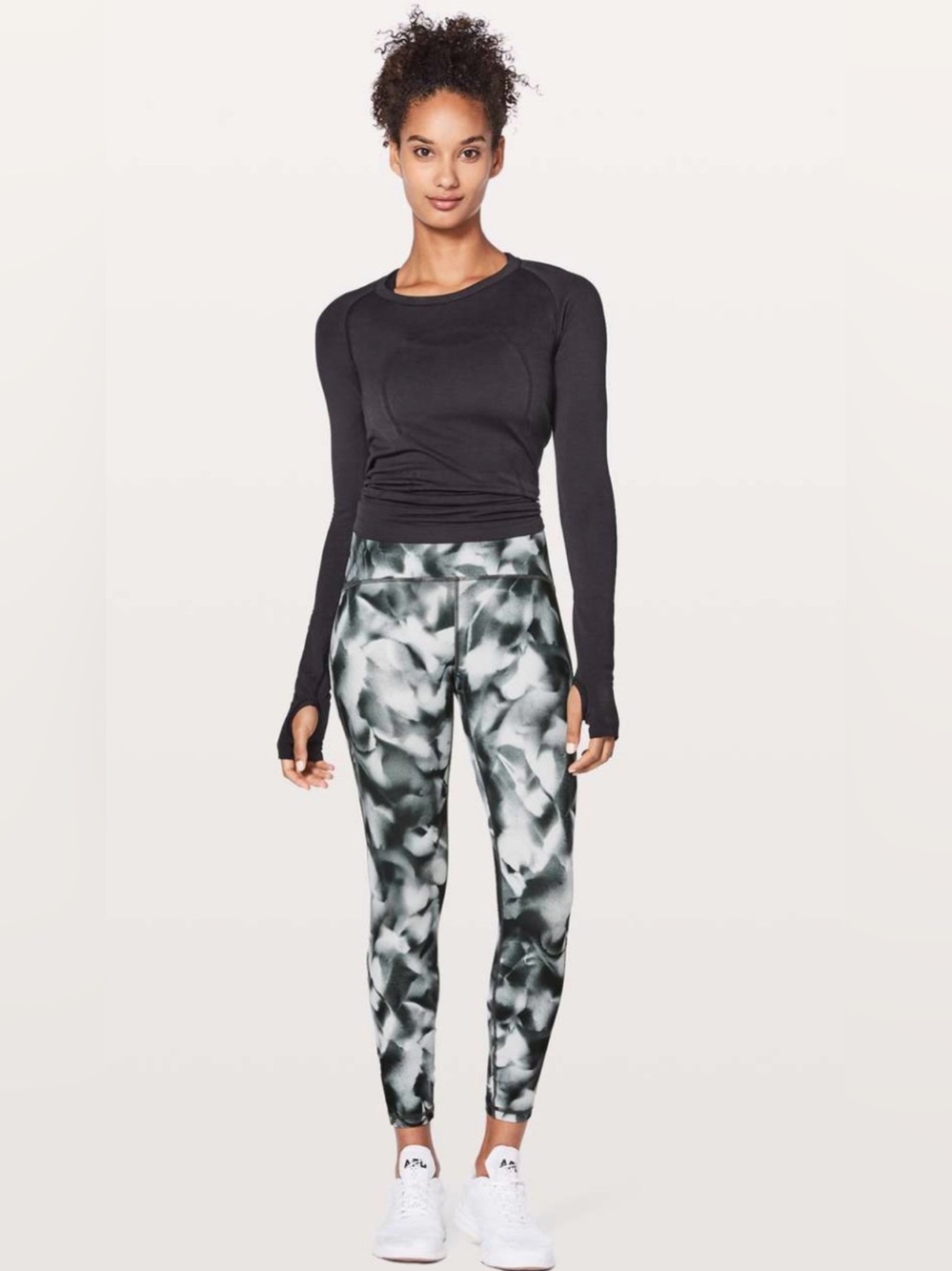 Lululemon Train Times 7/8 Pant 25"
Blush Blossom Alpine White Black size 6